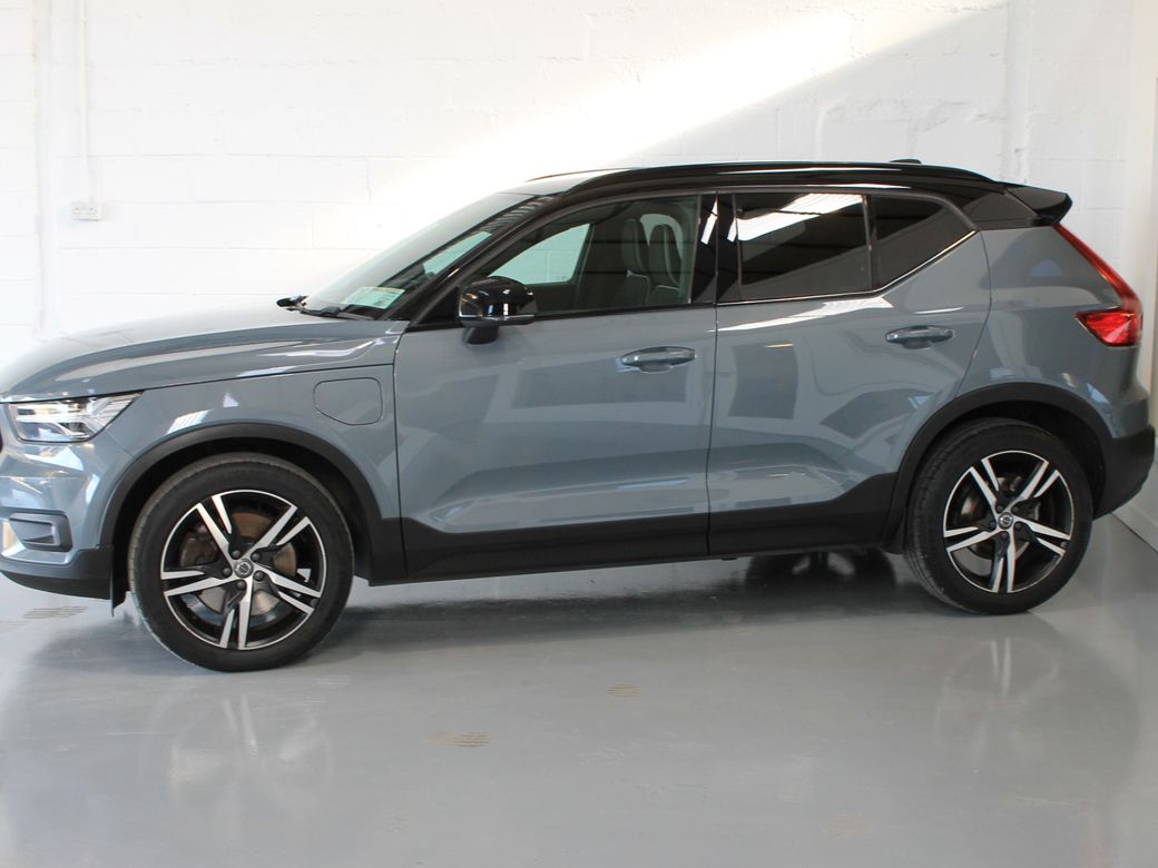 2021 Volvo XC40