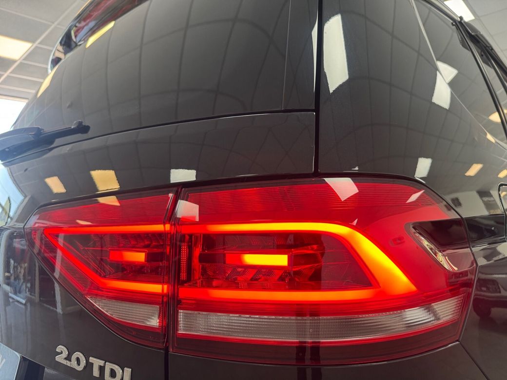 2020 Volkswagen Touran