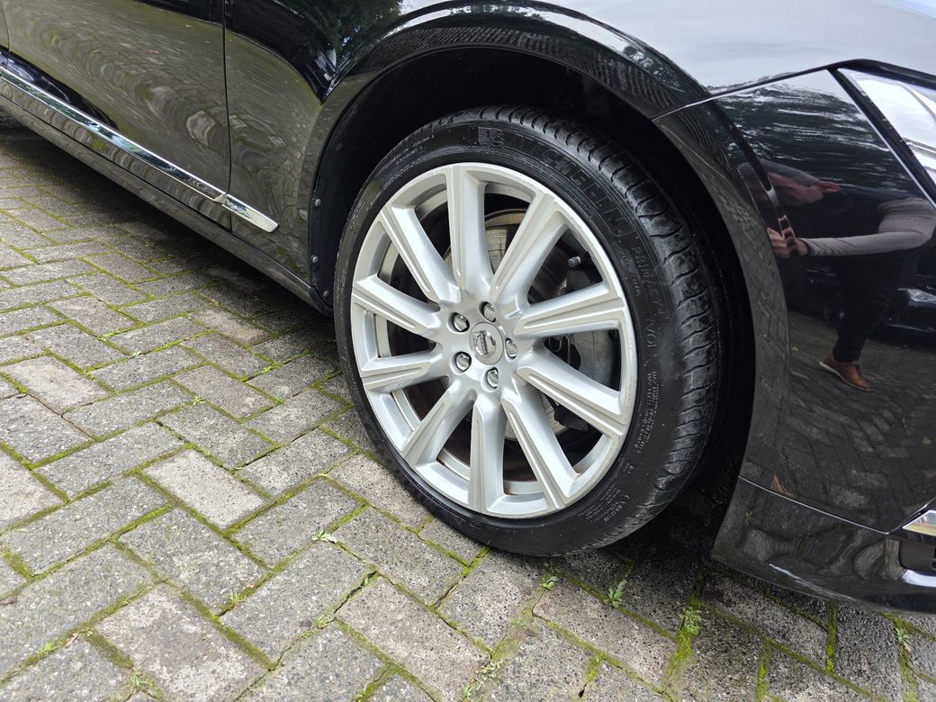 2019 Volvo S90