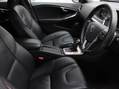 2016 Volvo V40 Cross Country