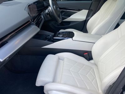 2025 BMW 5 Series
