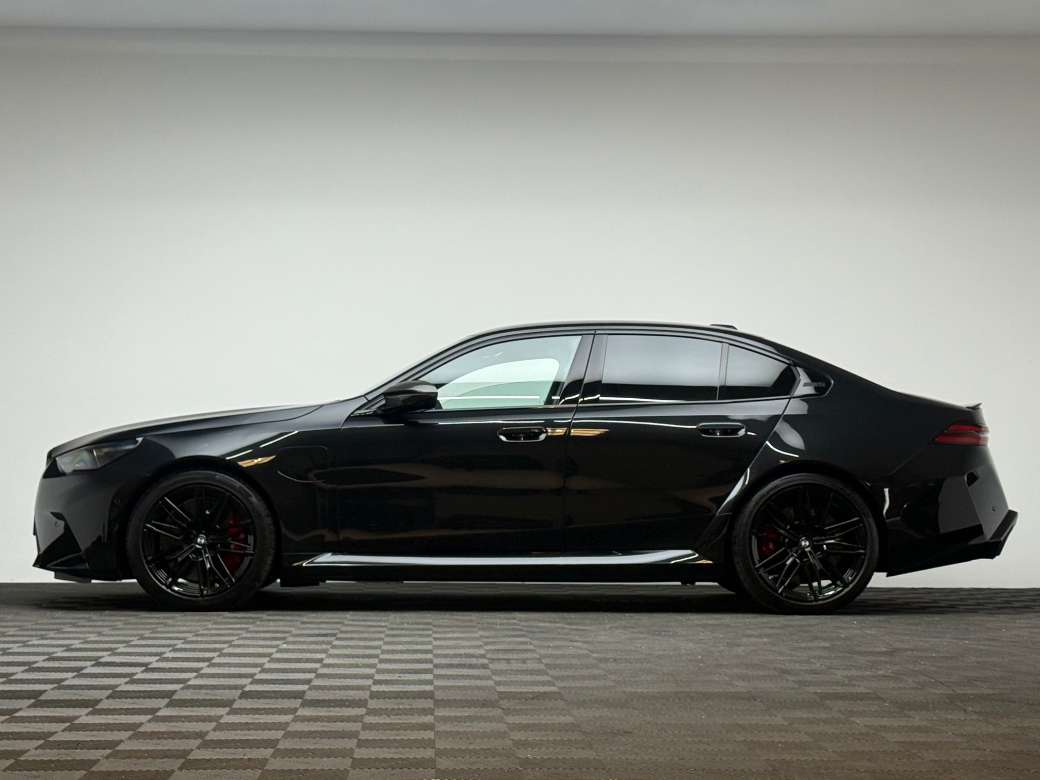 2026 BMW M5