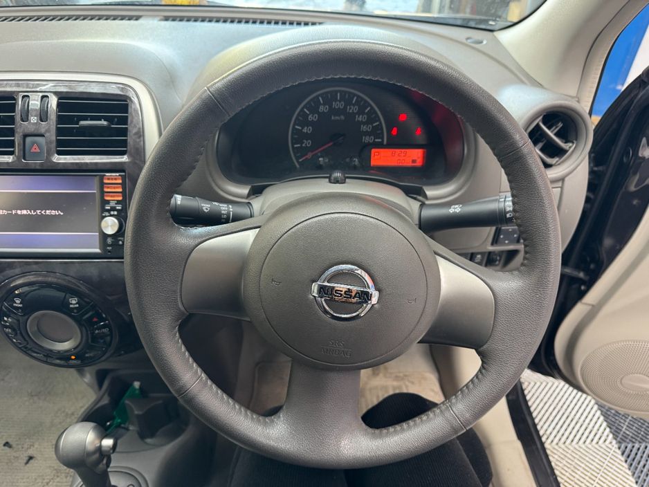 2016 Nissan March
