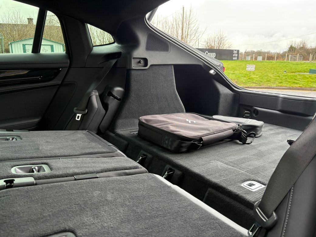 2025 Porsche Panamera