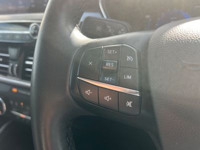 2023 Ford Kuga
