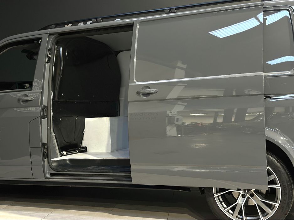 2021 Volkswagen Transporter