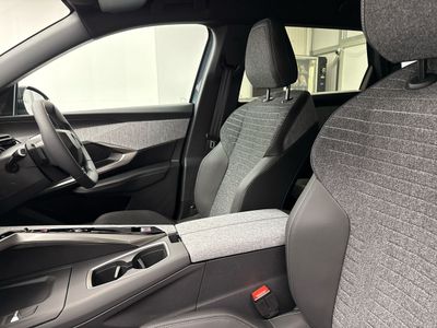 2025 Peugeot 5008