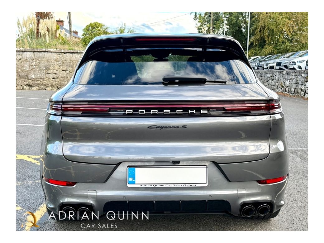 2024 Porsche Cayenne