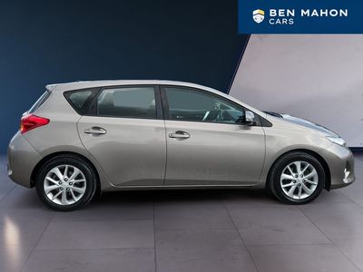 2015 Toyota Auris