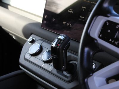 2022 Land Rover Defender