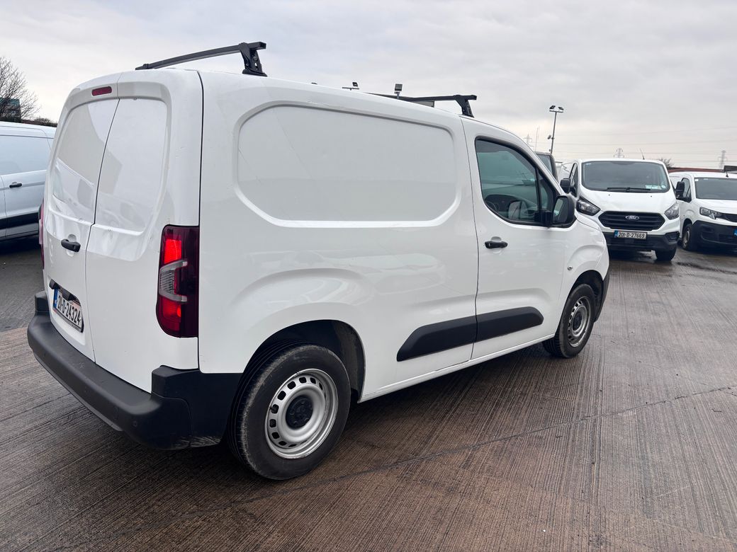 2021 Peugeot Partner