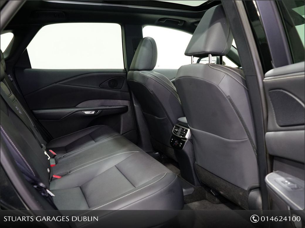 2025 Lexus RX450h+