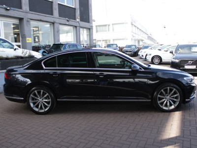 2019 Volkswagen Passat