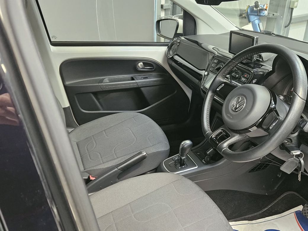2015 Volkswagen up!