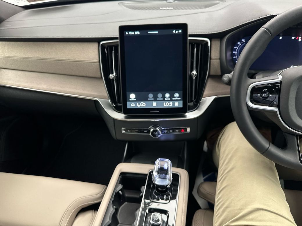 2025 Volvo XC90