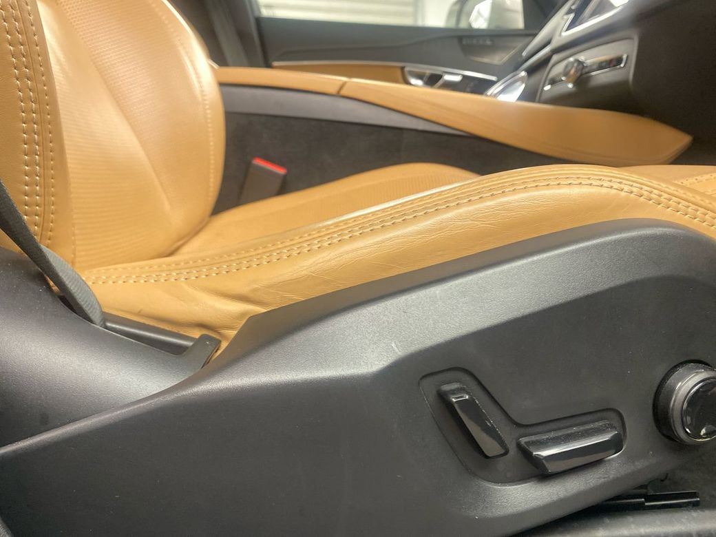 2022 Volvo XC90