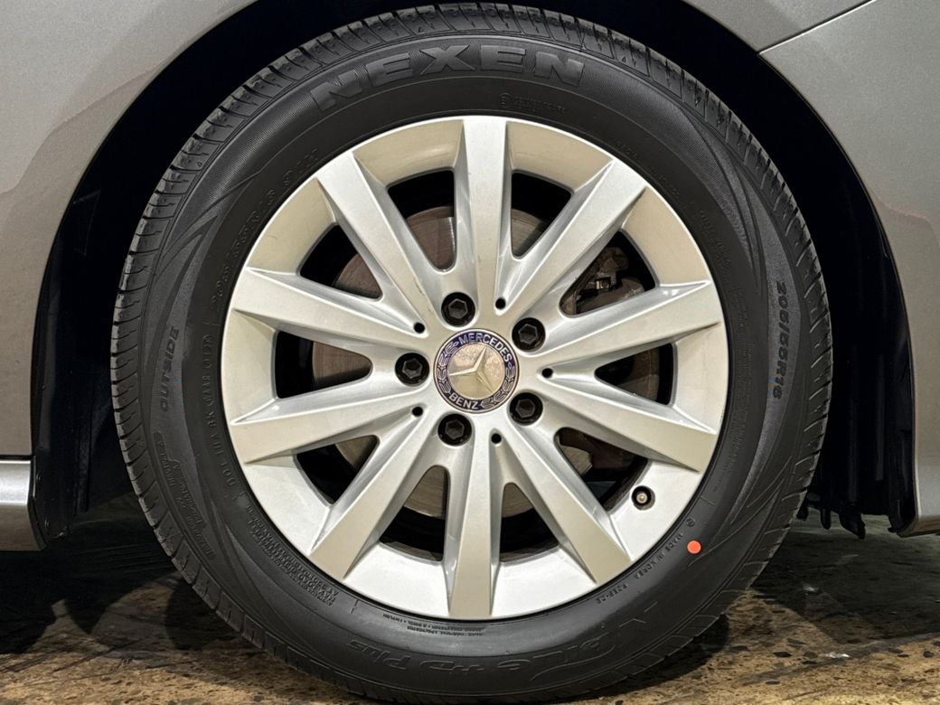 2017 Mercedes-Benz B 180