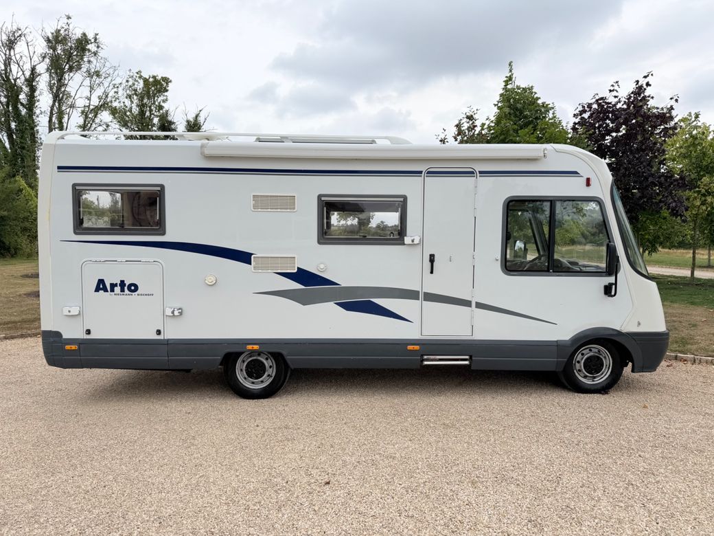 2003 ARTO BY NIESMANN  + BISCHOFF A CLASS R.H.D 