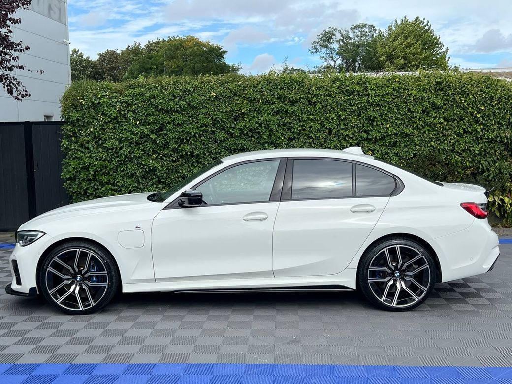 2021 BMW 3 Series