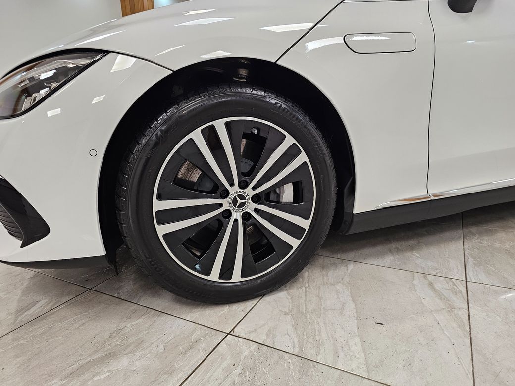 2025 Mercedes-Benz EQE