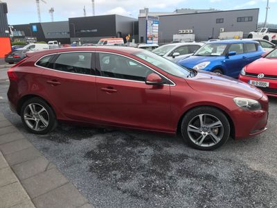 2016 Volvo V40