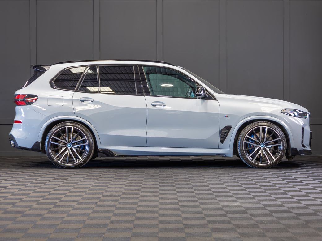 2023 BMW X5