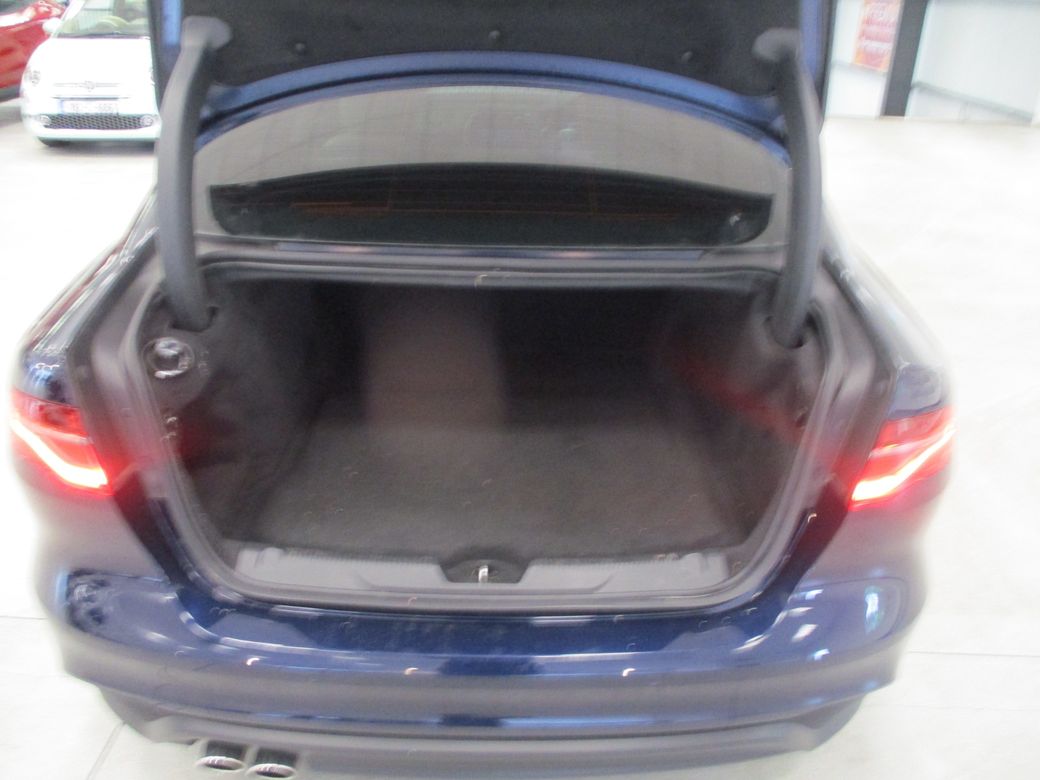 2024 Jaguar XE