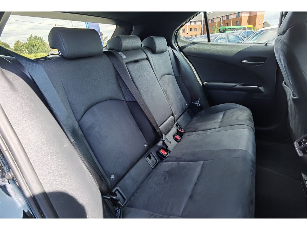2023 Lexus UX 300e