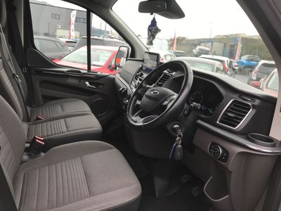 2022 Ford Tourneo