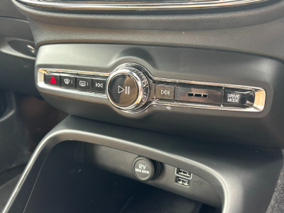 2020 Volvo XC40