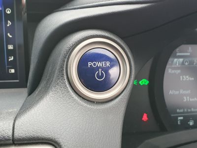 2017 Lexus IS 300h