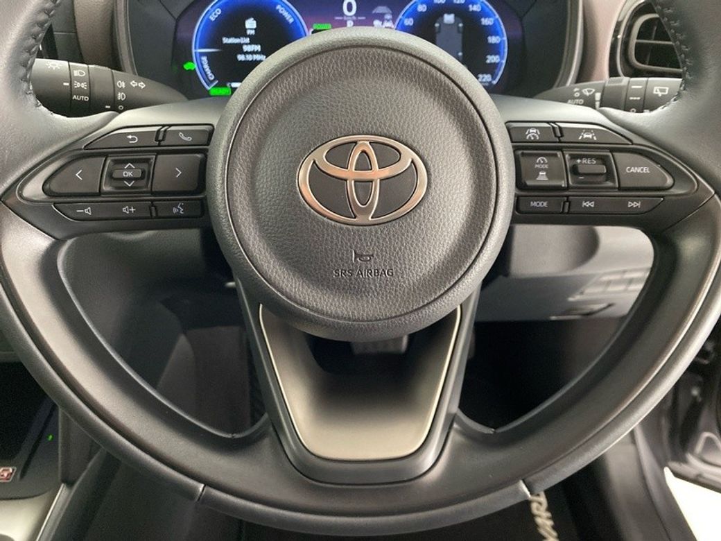 2025 Toyota Yaris Cross
