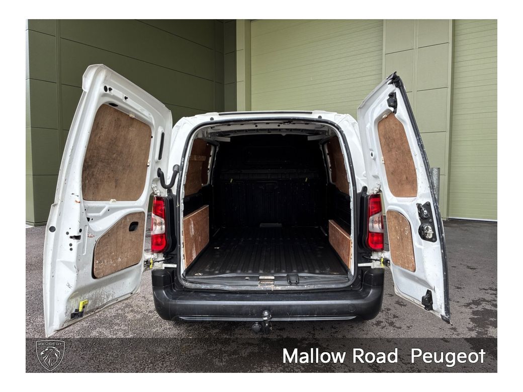 2021 Peugeot Partner