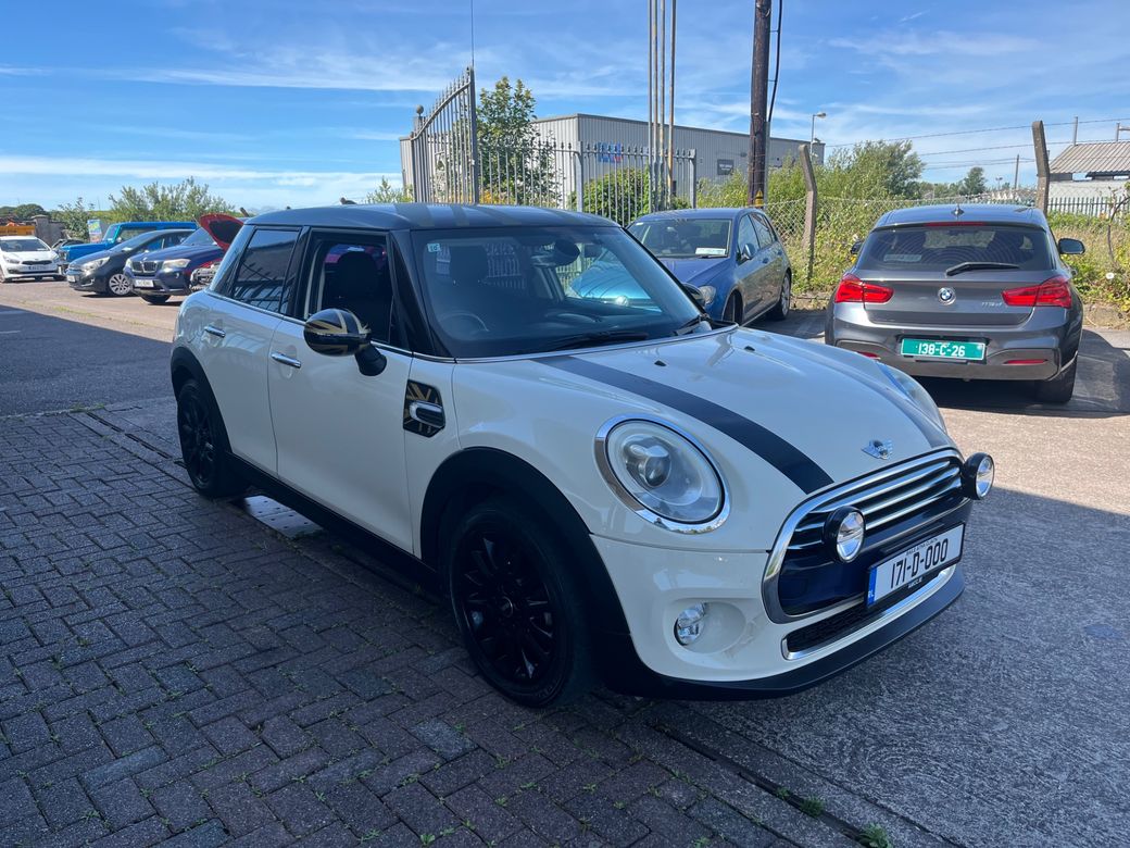 2017 Mini Hatch