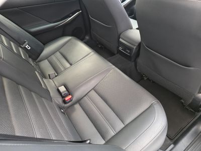 2015 Lexus IS 300h