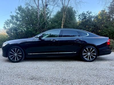 2022 Volvo S90