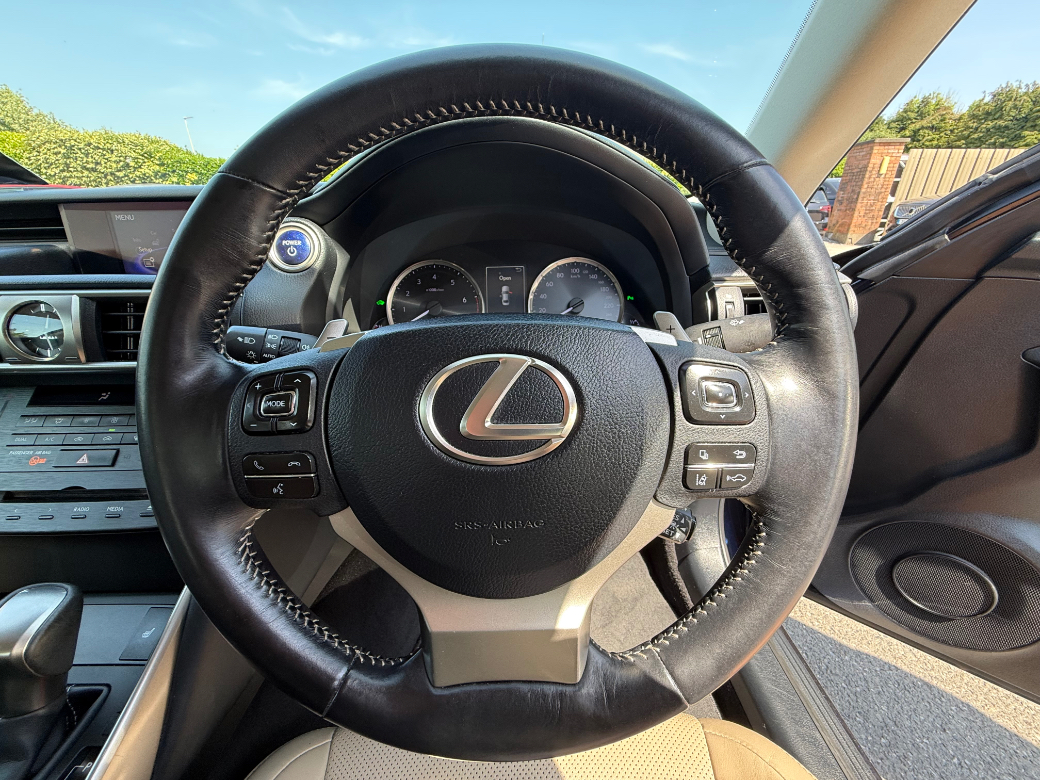 2019 Lexus IS
