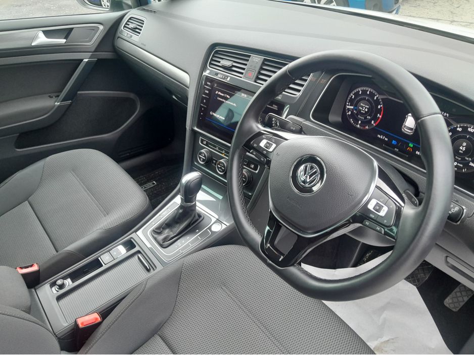 2019 Volkswagen Golf