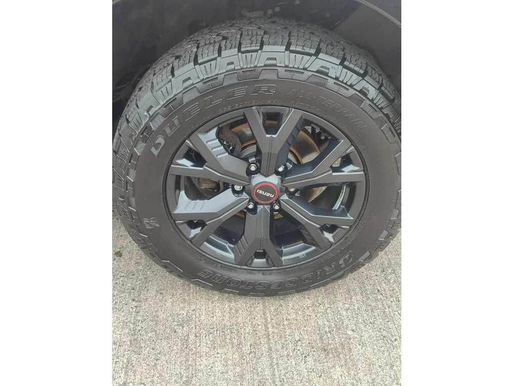 2023 Isuzu D-MAX