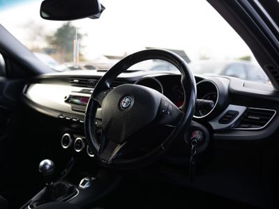 2011 Alfa Romeo Giulietta