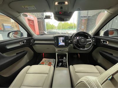 2021 Volvo XC40