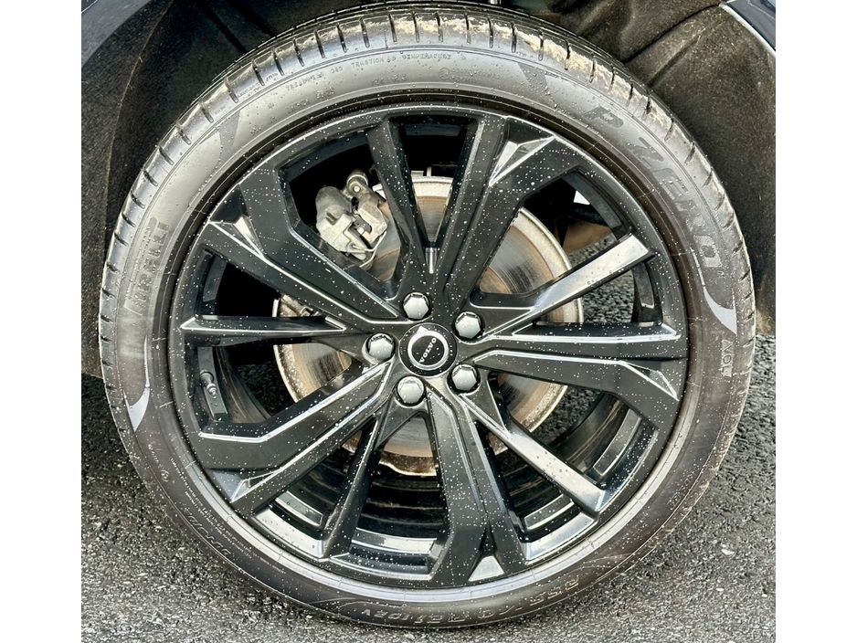 2025 Volvo XC60