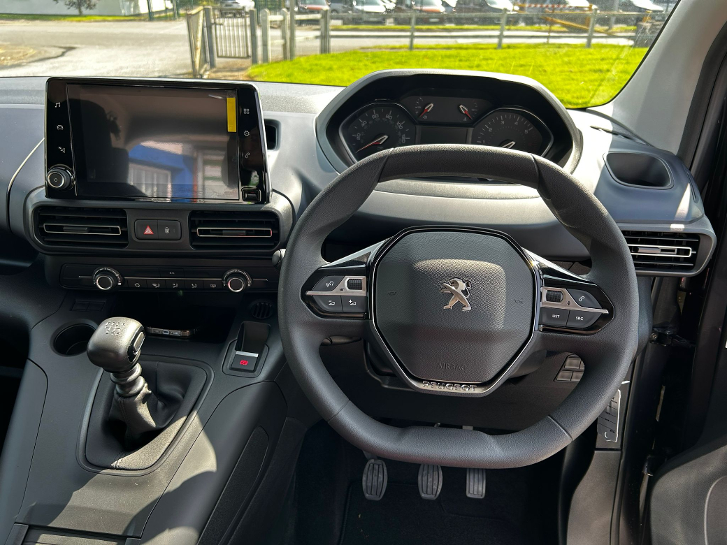 2024 Peugeot Rifter
