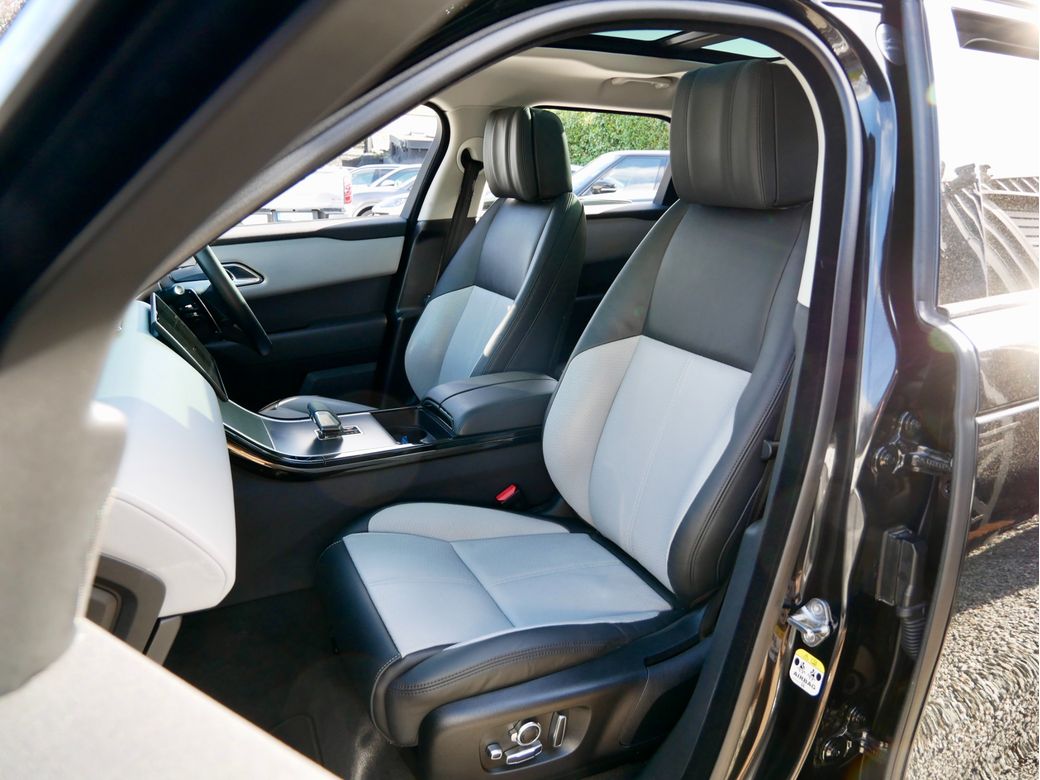 2025 Land Rover Range Rover Velar