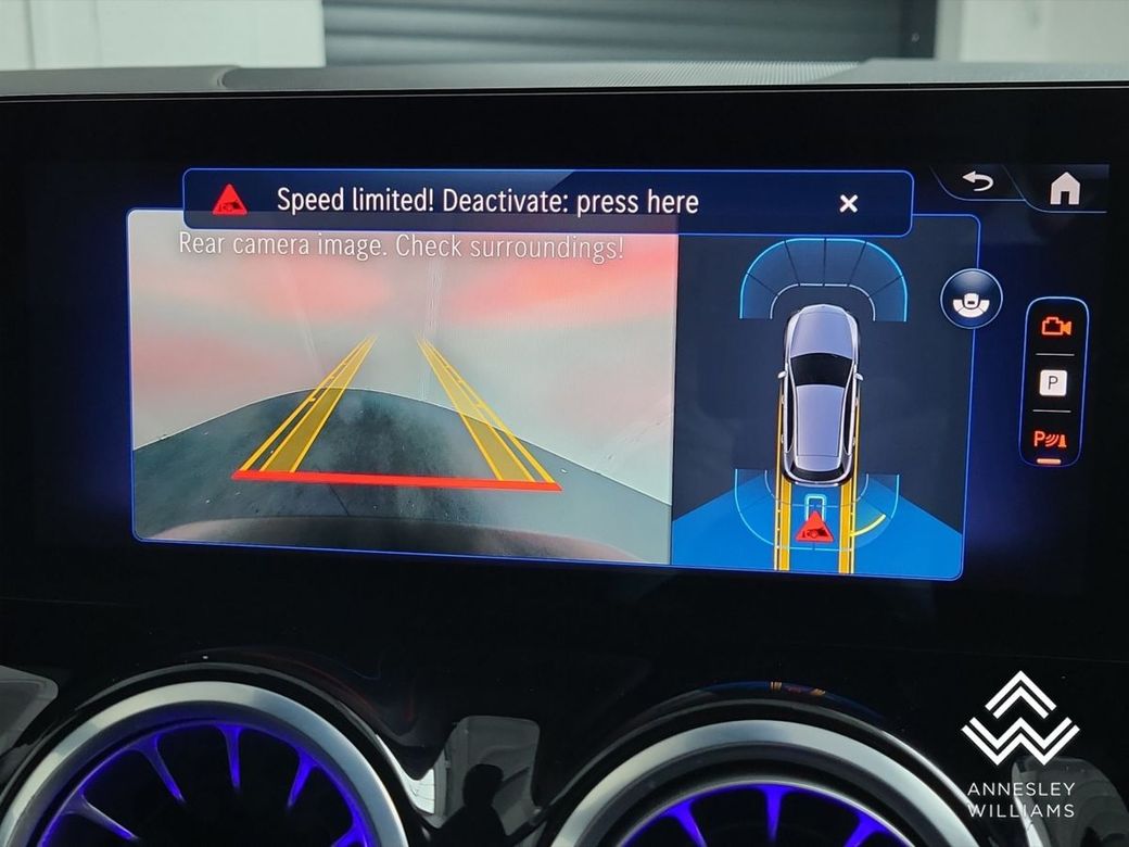 2025 Mercedes-Benz EQA