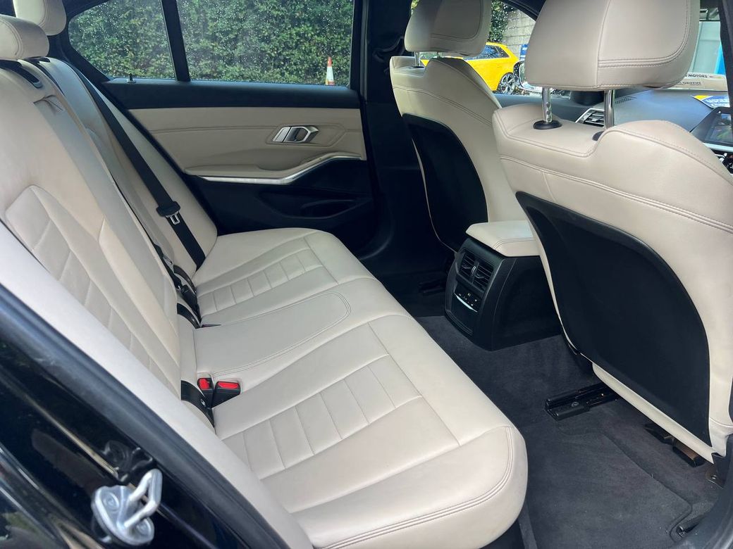 2021 BMW 3 Series