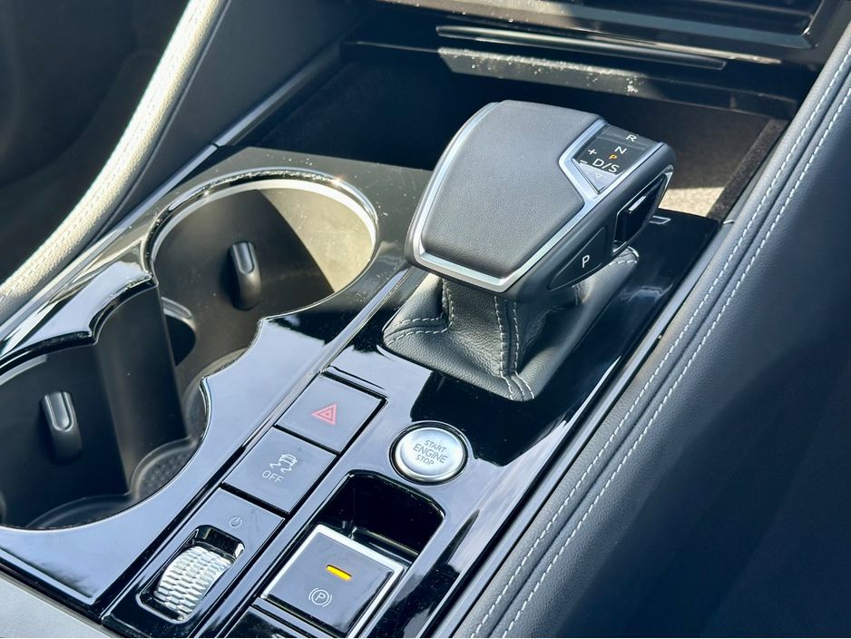 2025 Volkswagen Touareg