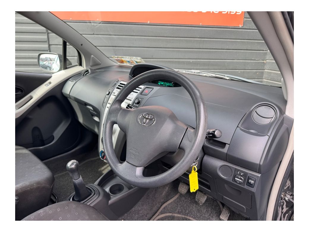 2006 Toyota Yaris