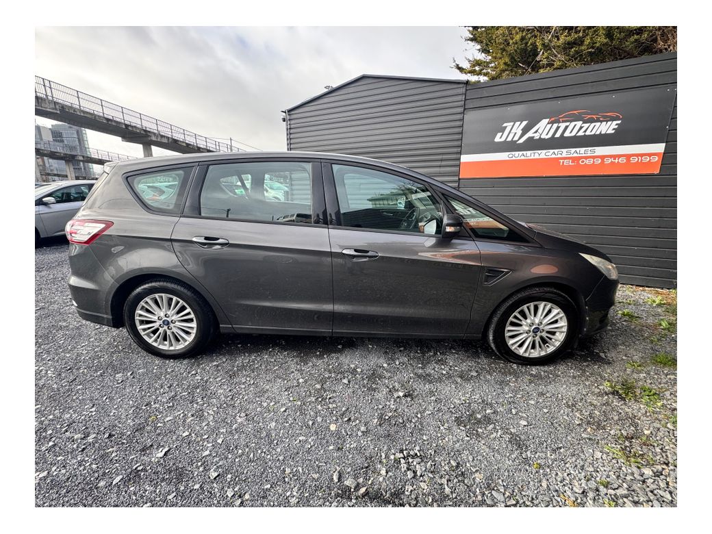 2016 Ford S-Max