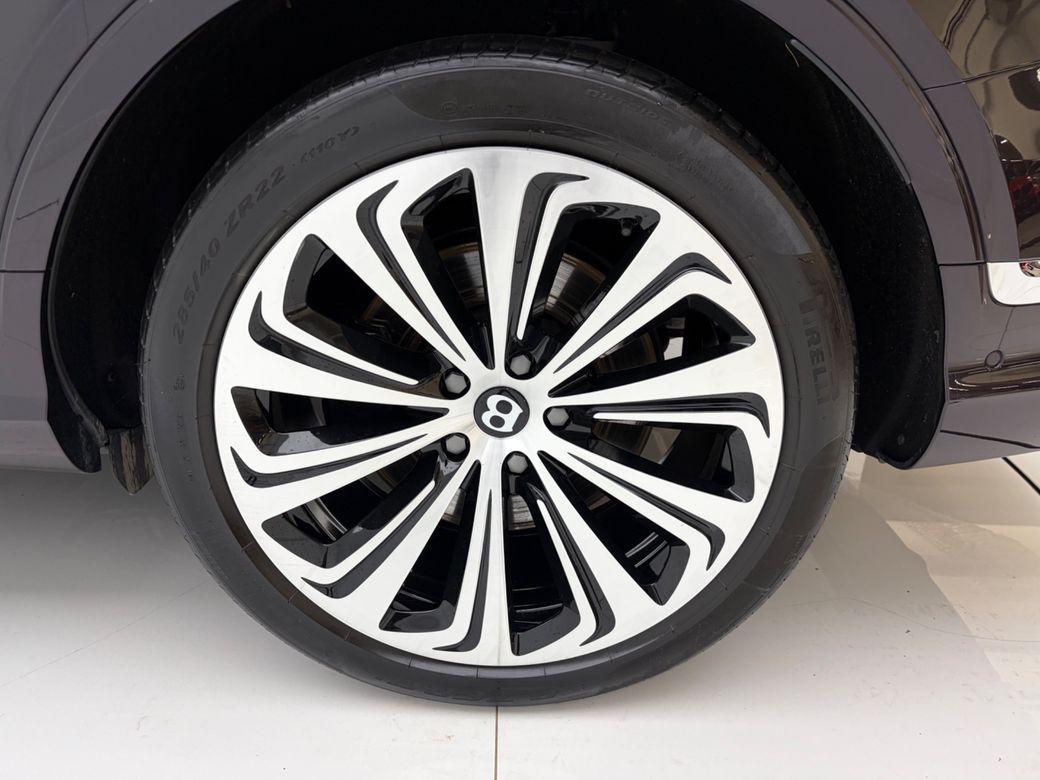 2022 Bentley Bentayga